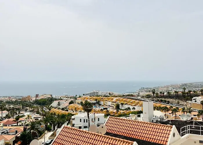 Colina Blanca Views