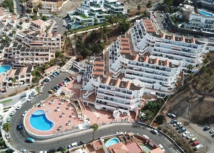Colina Blanca Views