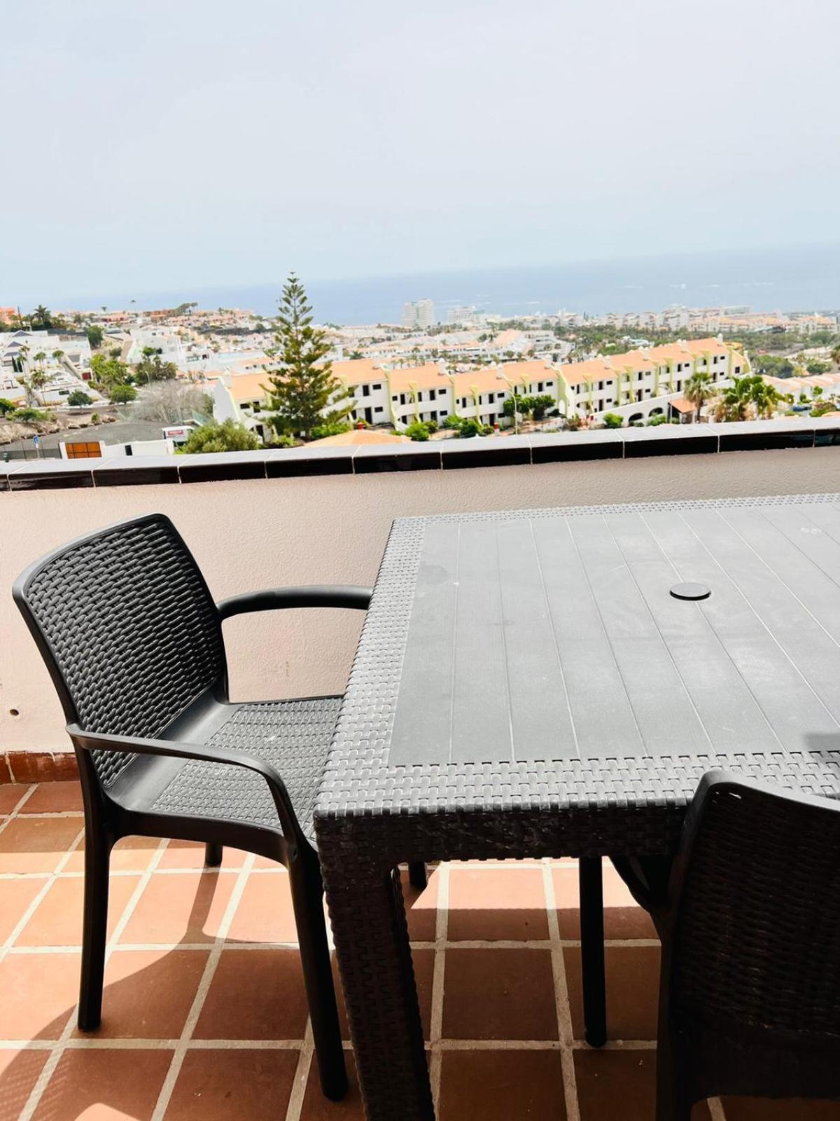 Colina Blanca Views * Costa Adeje (Tenerife)